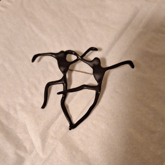 Jewelry - Black Matte Brooch Dancing People